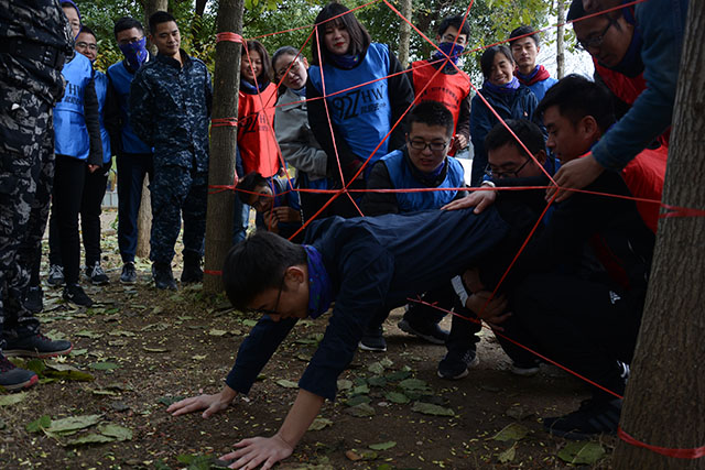 穿越電網(wǎng) 穿越電網(wǎng)